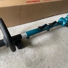 充電式ポールバリカン　マキタ　ほぼ新品
