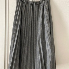 女児用　UNIQLOプリーツスカート（160）