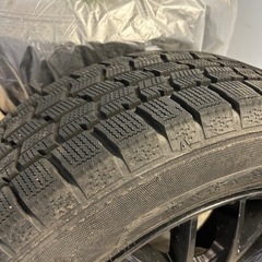 スタッドレスタイヤ195/65R16　トヨタ　ライズハイブリット
