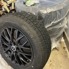 スタッドレスタイヤ195/65R16　トヨタ　ライズハイブリット