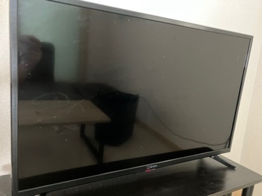 Qriom 32V型　ハイビジョン液晶テレビ　2021年製