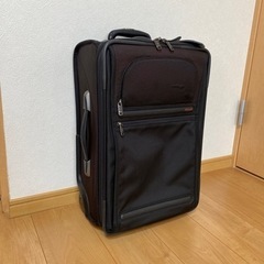 TUMI 布製　スーツケース　【機内持ち込み可能】