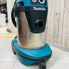 中古品○makita乾湿両用集じん機VC3200○O○ITX73K8G8DLW