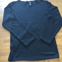 黒　セーター