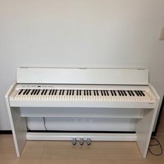 Roland F-130R ローランド　電子ピアノ