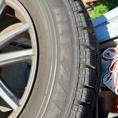 スタッドレスタイヤ 185/70R14×4本