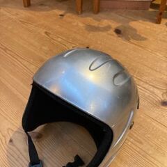 【10月31日終了】値下げしました　スノボ・スキー用　子供ヘルメット　