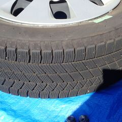 【商談中】2021年製ブリジストンブリザックVRX3(スタッドレスタイヤとホイール)