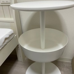 【美品】IKEAの3段式収納もできるサイドテーブル