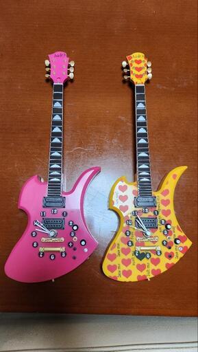 hide イエローハート時計　MG-CLOCK hide イエローハート ギター型ウォールクロック 13th Memorial