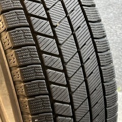 【値下げしました】スタッドレスタイヤ　ブリヂストンVRX3  195/65 15インチ