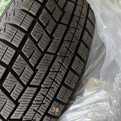 155／65r／13 冬タイヤスタッドレス　アルミ付き