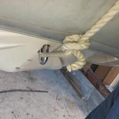 アキレスインフレータブルボート　底面がFRPでできています