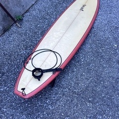 サーフボード（6.6/ フィン、リーシュ付き）