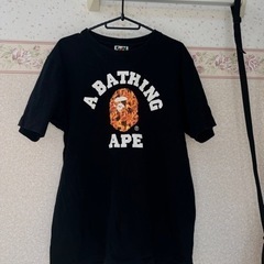 A BATHING APE  BapeTシャツ 黒 赤ファイア M