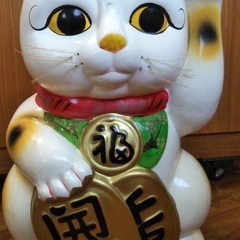 招き猫　貯金箱