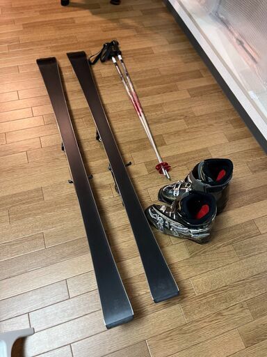 SALOMON スキー板、ブーツ SALOMON スキー板・スキーブーツセット