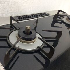 (11/19受渡済)JT7681【RINNAI/リンナイ ガスコンロ 都市ガス】2018年製 RTE65VARBR 家電 キッチン レンジ ガステーブル 右側強火 パールクリスタル