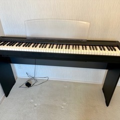 電子ピアノ(2012年製YAMAHA P-95B)差し上げます。