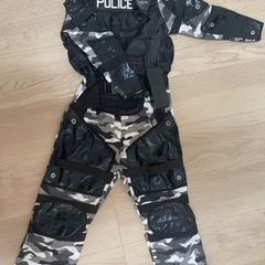 【値下げ】ハロウィン 男の子 コスプレ POLICE 120cm