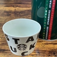 スタバ　クリスマスキャニスター&ミニカップ