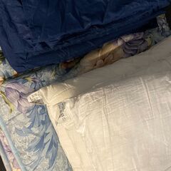 敷布団と枕とシーツのセット