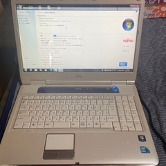 富士通　ノートパソコン　Windows7 