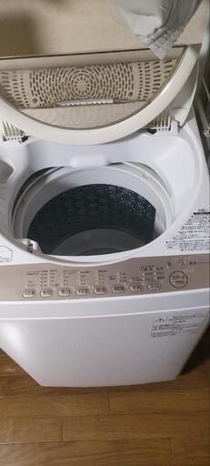 洗濯機 2016製です。