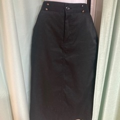 GLACIER黒のタイトスカート☆