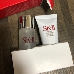 【取引中】新品未使用　箱破れ。　SK-II