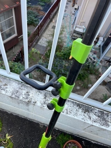 マジックトリマー 伸縮植木・庭木バリカン 軽量設計 角度調節可能  