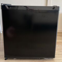 【新品同様】小型冷蔵庫 1ドア 46L PRC-B051D-B 黒色