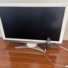 液晶テレビ32型SHARP差し上げます(リモコンつき)