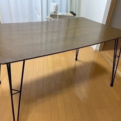ニトリ　ダイニングテーブル
