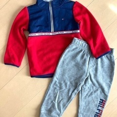 TOMMY HILFIGER セットアップ　２才サイズ