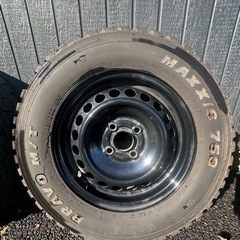 タイヤ　185R14C 102/100Q 8PR 