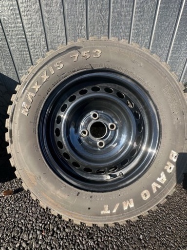 タイヤ　185R14C 102/100Q 8PR