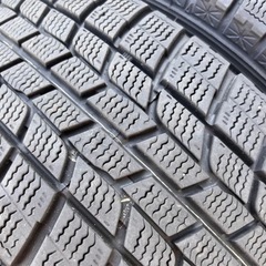 195/65R15 グッドイヤー スタッドレス ヴォクシー セレナ プリウス溝有