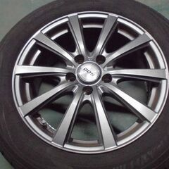 TOYO TRANPATH ＆ DOSアルミ　17インチ7.0J　溝有り　アルファード等