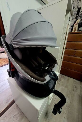 チャイルドシート Combi 360°