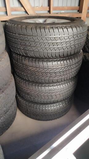 ランドクルーザープラド　新車外し　タイヤ　ホイール　4本 写真現状品