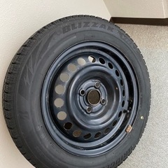 スタッドレスタイヤ　175/65 R15 4本