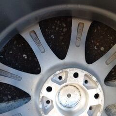 アルファードスタッドレスタイヤアルミ付