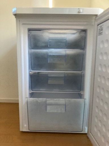 アイリスオーヤマ　冷凍庫