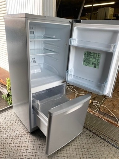 福岡市内配送無料　パナソニック 138L パーソナル冷蔵庫 2ドア 右開き シルバー NR-B149W-S 福岡市内配送無料 パナソニック 138L パーソナル冷蔵庫 2ドア 右開き