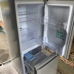 福岡市内配送設置無料　三菱電機 MITSUBISHI ELECTRIC MR-P15Z-S [冷蔵庫 （146L 右開き） 2ドア ピュアシルバー]