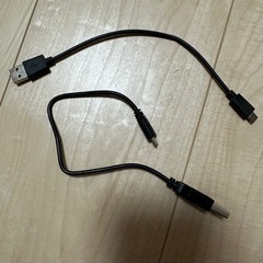 USBケーブル　マイクロUSB type B?
