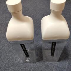 HARIO(ハリオ) カークボトル 1200ml ホワイト 樹脂...