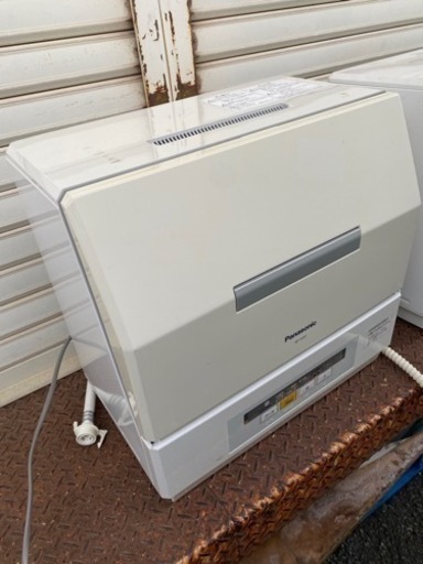 福岡市内配送設置無料　パナソニック 食器洗い乾燥機 プチ食洗 ホワイト NP-TCR3-W