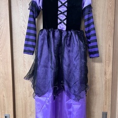 【新品未使用】ハロウィン仮装　魔女3点セット　120サイズ